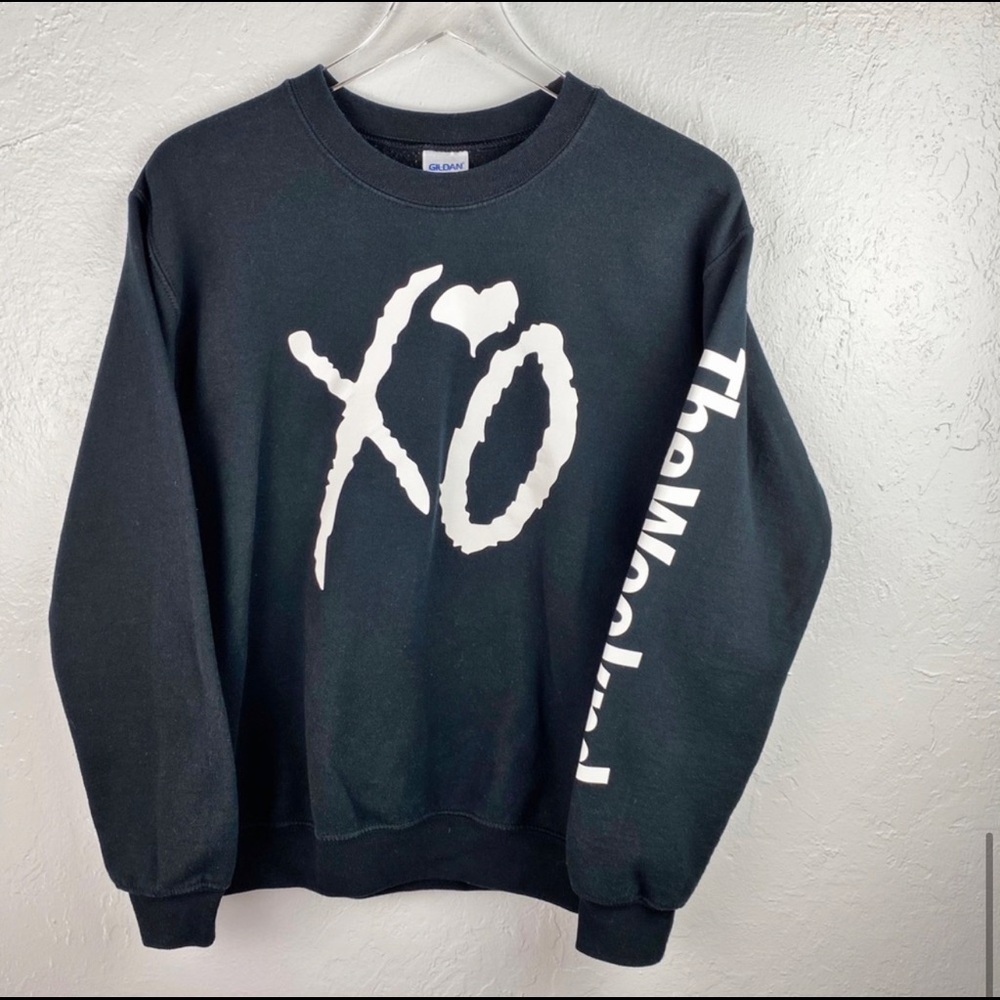 THE WEEKND Black Logo Crewneck Writing On Sleeve “XO” Streetwear Classic Small
